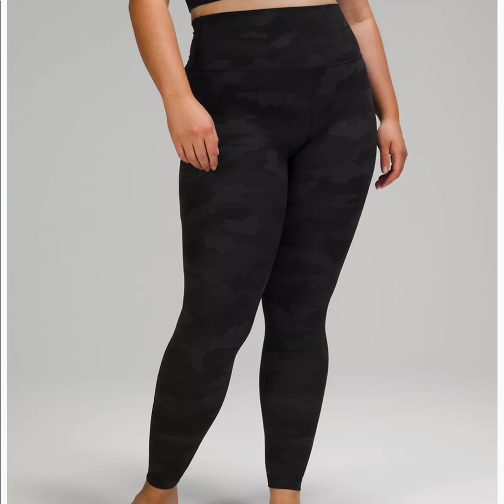 Black camo lululemon align leggings